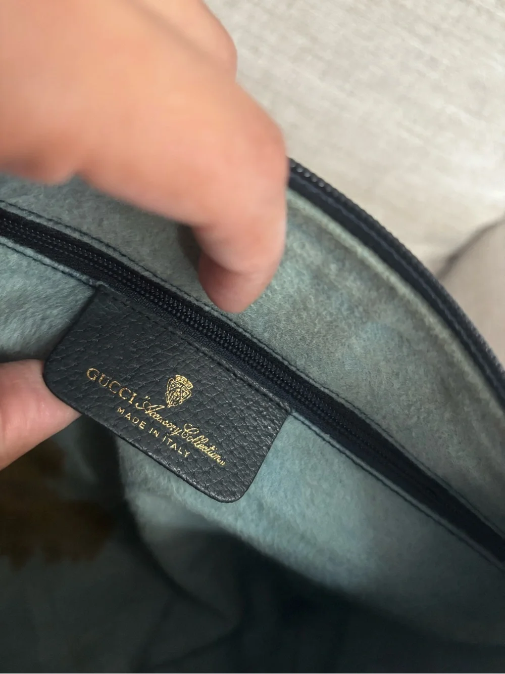 Gucci classic gg